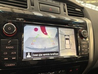 Nissan Navara vaihtoauto