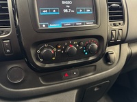 Opel Vivaro vaihtoauto