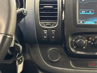 Opel Vivaro vaihtoauto