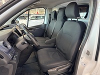 Opel Vivaro vaihtoauto