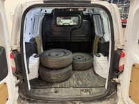 Ford Transit Courier vaihtoauto