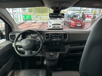 Opel Vivaro vaihtoauto