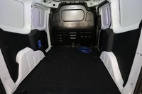 Ford Transit Courier vaihtoauto