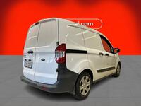 Ford Transit Courier vaihtoauto
