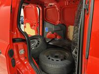 Ford Transit Courier vaihtoauto