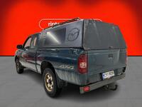 Mazda B2500 vaihtoauto