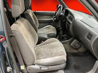 Mazda B2500 vaihtoauto