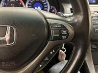 Honda Accord vaihtoauto