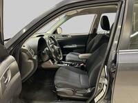 Subaru Forester vaihtoauto