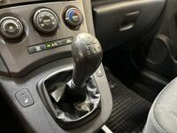 Kia Carens vaihtoauto