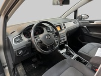 Volkswagen Golf Sportsvan vaihtoauto
