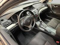 Honda Accord vaihtoauto