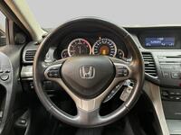 Honda Accord vaihtoauto