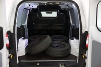 Ford Transit Courier vaihtoauto