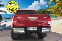 Toyota Hilux vaihtoauto