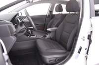 Hyundai IONIQ hybrid vaihtoauto