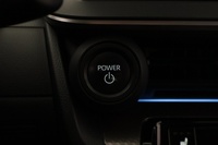 Toyota Prius Plug-in vaihtoauto