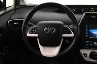 Toyota Prius PHEV vaihtoauto
