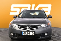 Honda Accord vaihtoauto