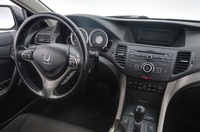 Honda Accord vaihtoauto