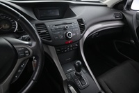 Honda Accord vaihtoauto