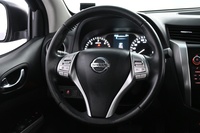 Nissan Navara vaihtoauto