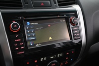 Nissan Navara vaihtoauto