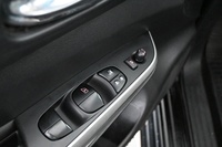 Nissan Navara vaihtoauto