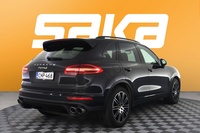 Porsche Cayenne vaihtoauto