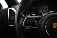 Porsche Cayenne vaihtoauto