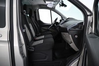 Ford Tourneo Custom vaihtoauto