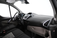 Ford Tourneo Custom vaihtoauto