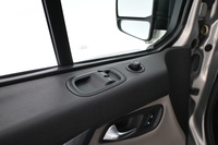 Ford Tourneo Custom vaihtoauto