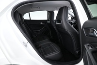 Mercedes-Benz GLA vaihtoauto