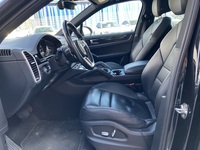 Porsche Cayenne vaihtoauto