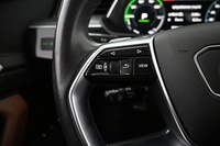 Audi Q8 e-tron vaihtoauto
