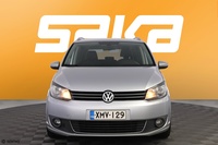 Volkswagen Touran vaihtoauto