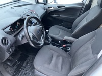 Ford Transit Courier vaihtoauto
