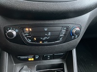 Ford Transit Courier vaihtoauto