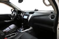 Nissan Navara vaihtoauto