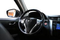 Nissan Navara vaihtoauto