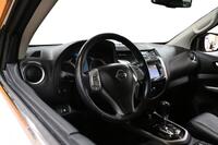 Nissan Navara vaihtoauto