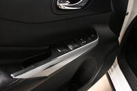 Nissan Navara vaihtoauto