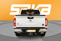 Nissan Navara vaihtoauto