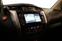 Nissan Navara vaihtoauto