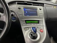 Toyota Prius Plug-in vaihtoauto