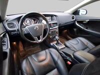 Volvo V40 Cross Country vaihtoauto