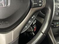 Honda Accord vaihtoauto