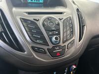 Ford Transit Courier vaihtoauto