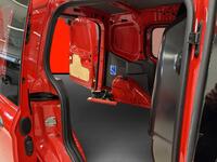 Ford Transit Courier vaihtoauto